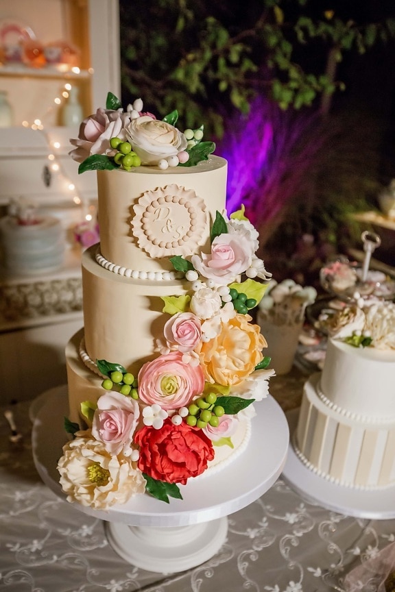 γαμήλια τούρτα, διακόσμηση, τριαντάφυλλα, λουλούδια, κουζίνα, παλιάς χρονολογίας, το ψήσιμο, εσωτερική διακόσμηση, μπουκέτο, Γάμος