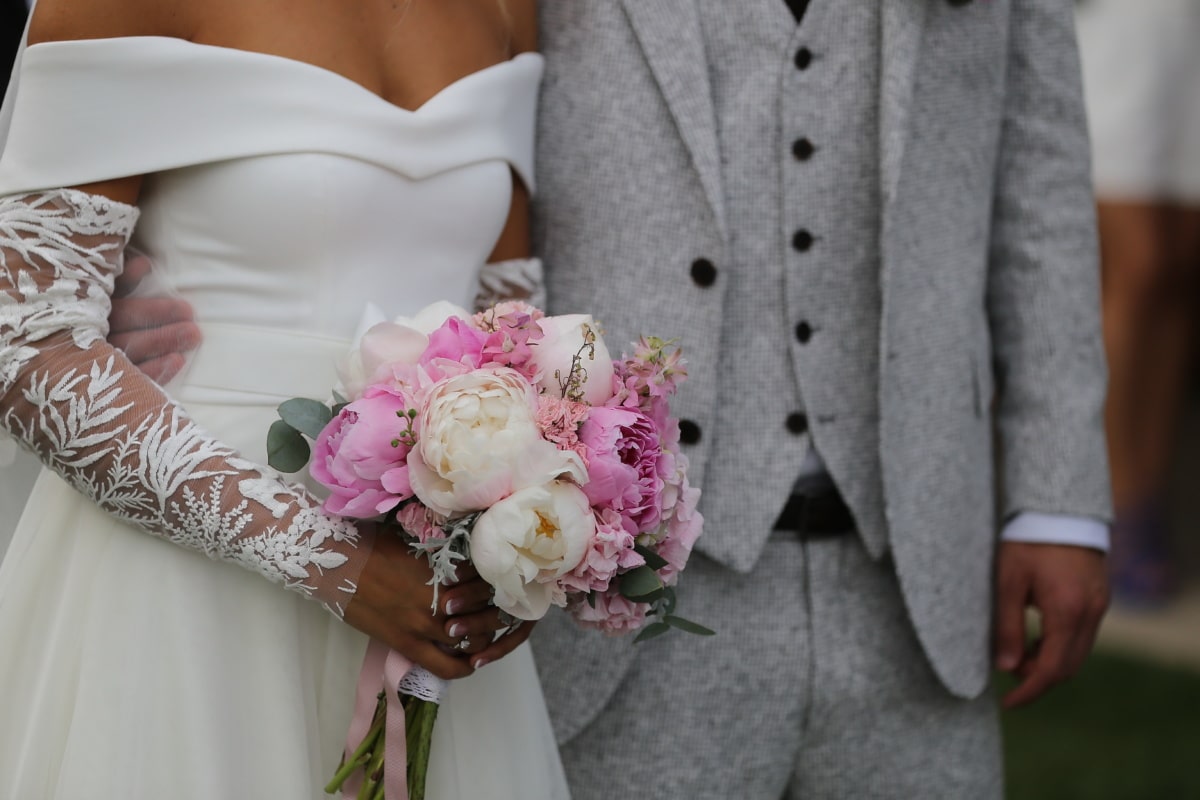 mladenka, drži, svadbeni buket, dekoracija, ljubav, cvijet, buket, aranžman, vjenčanje, mladoženja