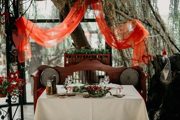 フランス, レストラン, 夕食のテーブル, ロマンチックです, ダイニング エリア, 愛, バレンタインの日, 家具, テーブル, ランプ