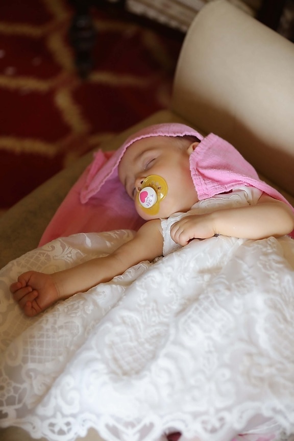 Spící krasavice, dítě, spící, dítě, pěkné, deka, plenka, děvče, oděv, postel