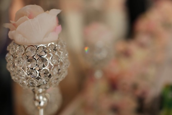 vase, crystal, glass, luxury, close-up, reflection, flower, romance, blur, rose