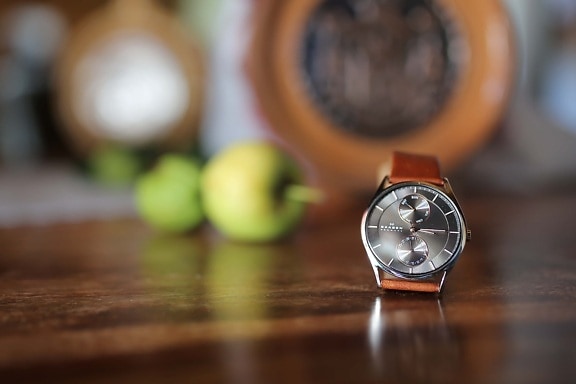 腕時計, エレガントです, 高級, りんご, スティル ・ ライフ, テーブル, 時計, 時間, タイマー, 精度