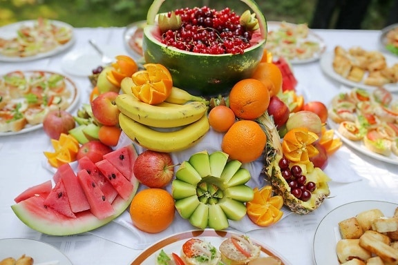 สลัดบาร์, แคนตาลูป, ผลไม้, ส้ม, อาหารอย่างรวดเร็ว, กล้วย, ขนมขบเคี้ยว, รับประทานอาหาร, อาหาร, สลัด