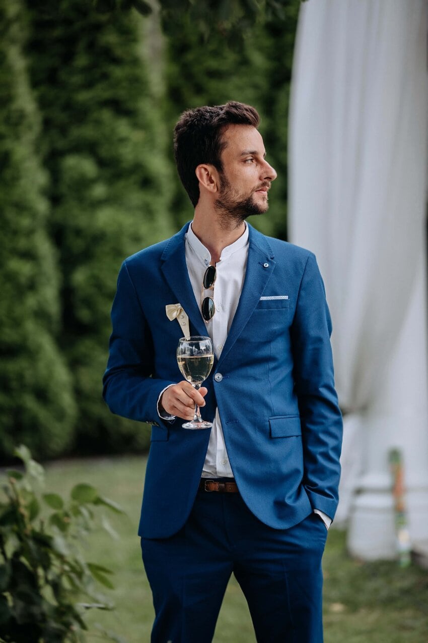 Free picture: tuxedo suit, beard, businessman, white wine, business ...