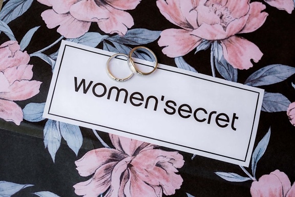 women secret, pair, golden glow, wedding dress, love, romantic, message, text, vintage, pink