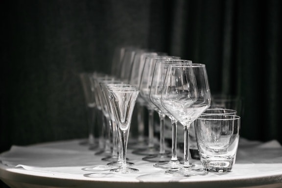 Monochrom, Kristall, Glas, Glaswaren, Partei, Brille, Trinken, Container, Geschirr, Restaurant