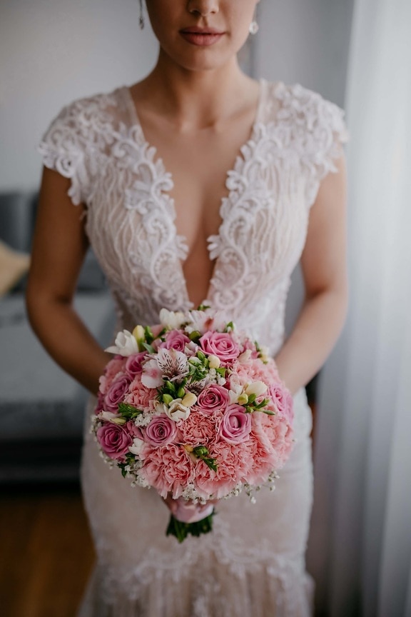 debout, la mariée, posture bouquet de mariage, femme, mariage, élégant, mode, joli, bouquet