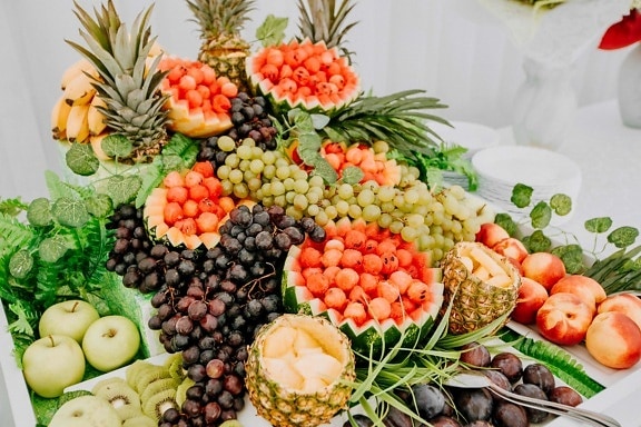 Alma, tolla, ananász, Kiwi, görögdinnye, szőlő, banán, gyümölcs, élelmiszer, egészségügyi