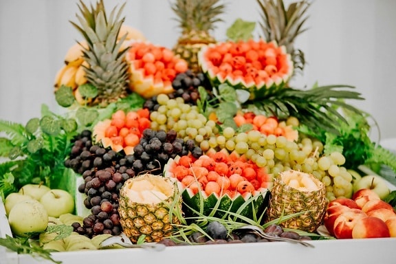 Alma, őszibarack, ananász, görögdinnye, banán, gyümölcs, élelmiszer, egészséges, egészségügyi, levél