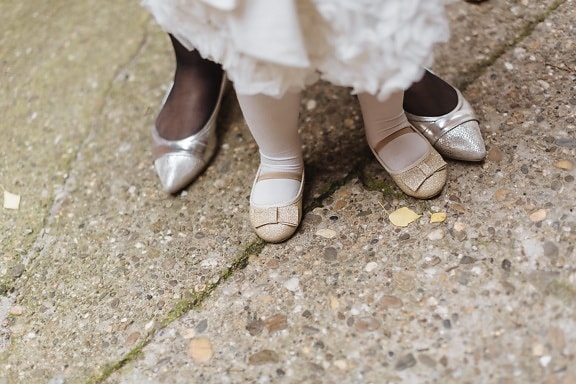 бяло, обувки, сандал, дъщеря, майка, момиче, обувки, крак, Почистване, улица