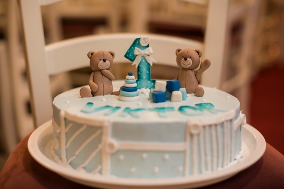 birthday, teddy bear toy, birthday cake, cake shop, cake, indoors, baking, chocolate, miniature, interior design