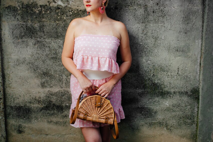 Imagem gratuita: Saia, Pink lady, vintage, velho estilo, vestido, bolsa ...