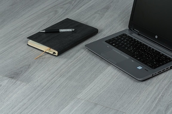 svart, bärbar dator, minimalism, kontor, penna, grå, anteckningsboken, Digital dator, bärbar dator, persondator