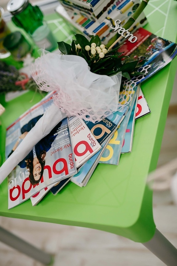 magazine, news, newspaper, bouquet, room, desk, decoration, paper, color, corner