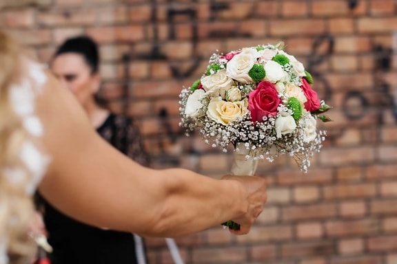 la mariée, bouquet de mariage, fait main, main, mariage, romance, bouquet, femme, amour, cérémonie