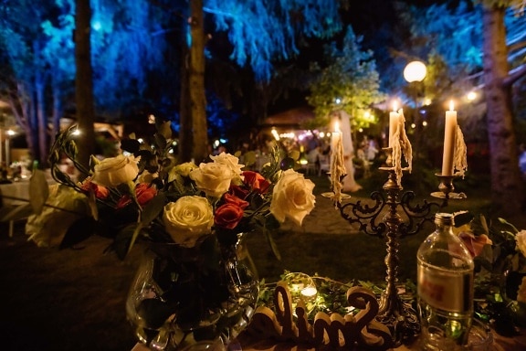 table à dîner, soirée, bougies, aux chandelles, bouquet, chandelier, arrière-cour, jardin, bougie, célébration
