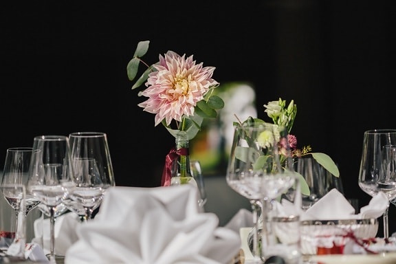 dining area, dinner table, arrangement, flower, bouquet, dining, elegant, wine, reception, romance