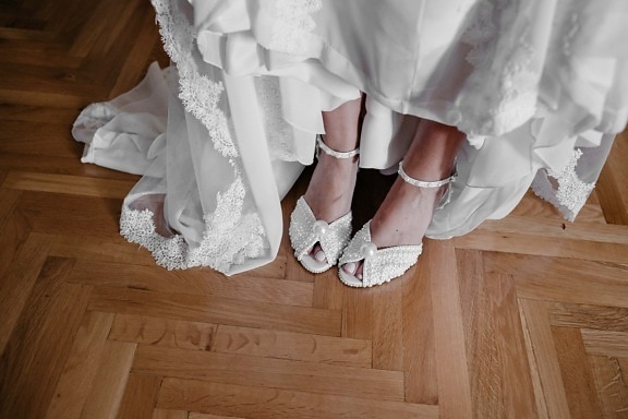 robe de mariée, perle, mariage, chaussures, sandale, blanc, luxe, élégance, mode, la mariée