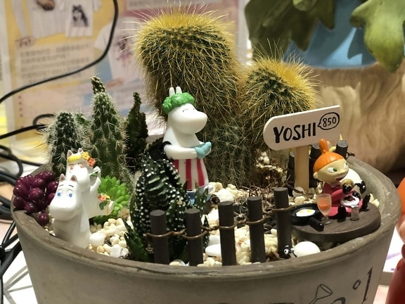 flowerpot, cactus, decoration, toys, miniature, toyshop, flower, interior design, indoors, still life