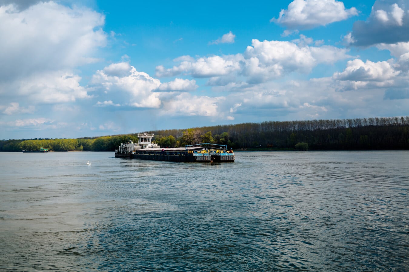 sông, Sông Danube, lô hàng, tàu chở hàng, giao thông vận tải, Sà Lan, nước, tàu, mùa hè, thiên nhiên