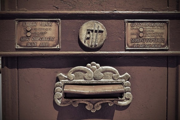 mail slot, mailbox, historic, old fashioned, cast iron, rust, metal, bronze, decay, dirty