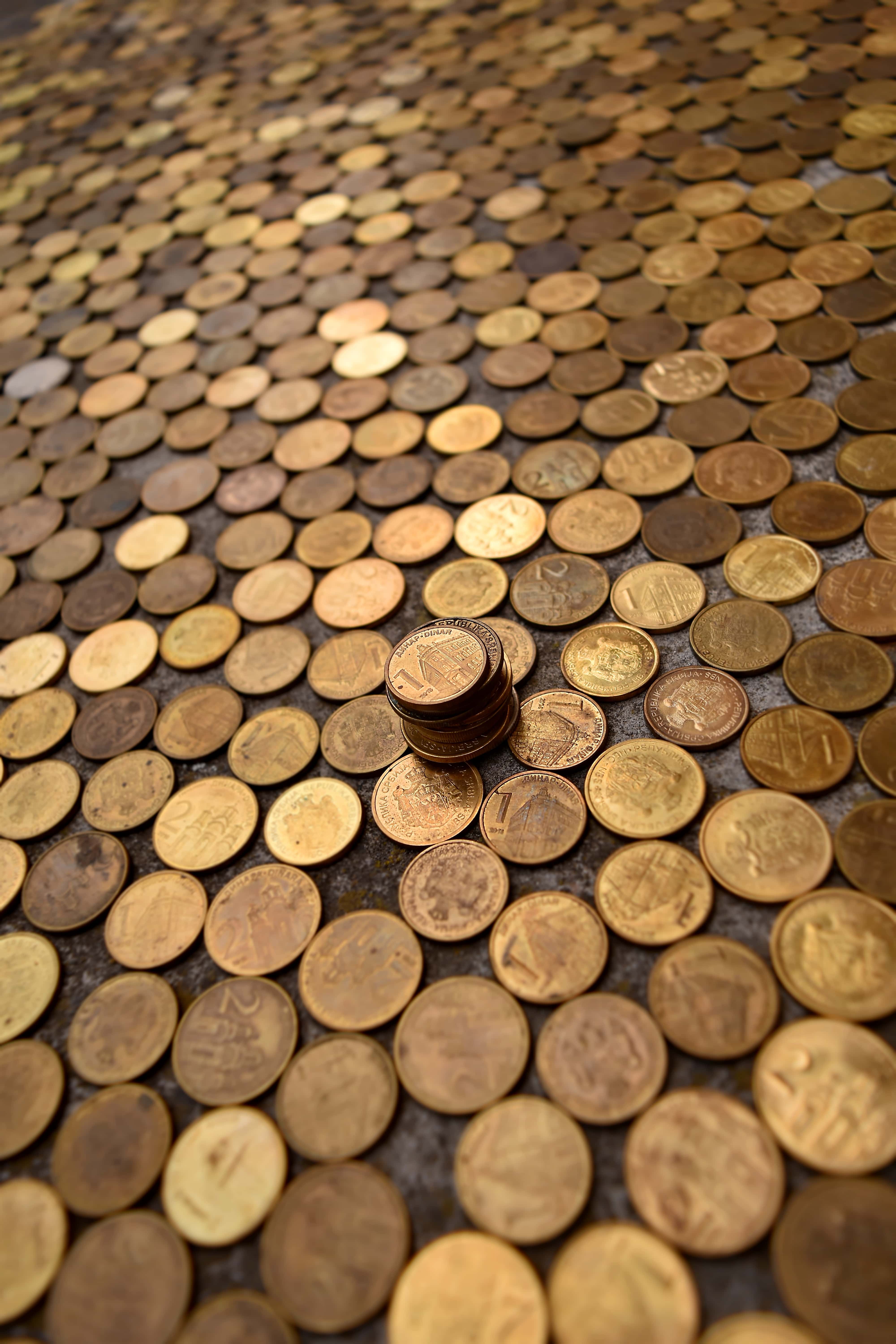 Бесплатное изображение: деньги, монеты, металл, текстура, латунь, Сербия, наличные, Экономия, кора, стеки