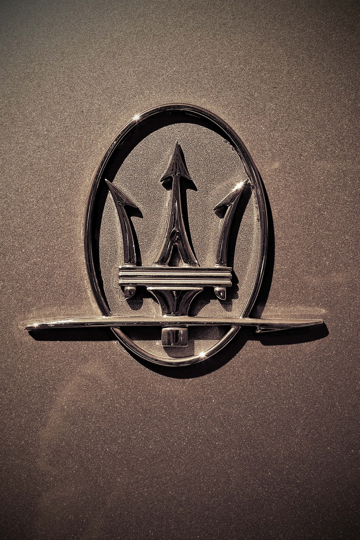 Free picture: Maserati, luxury, symbol, car, sign, chrome, metallic ...