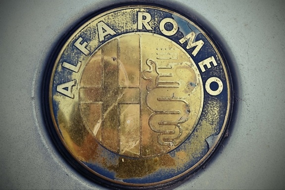 Alfa Romeo, perto, símbolo, sujo, decadência, velho, moda antiga, metálico, cromado, retrô