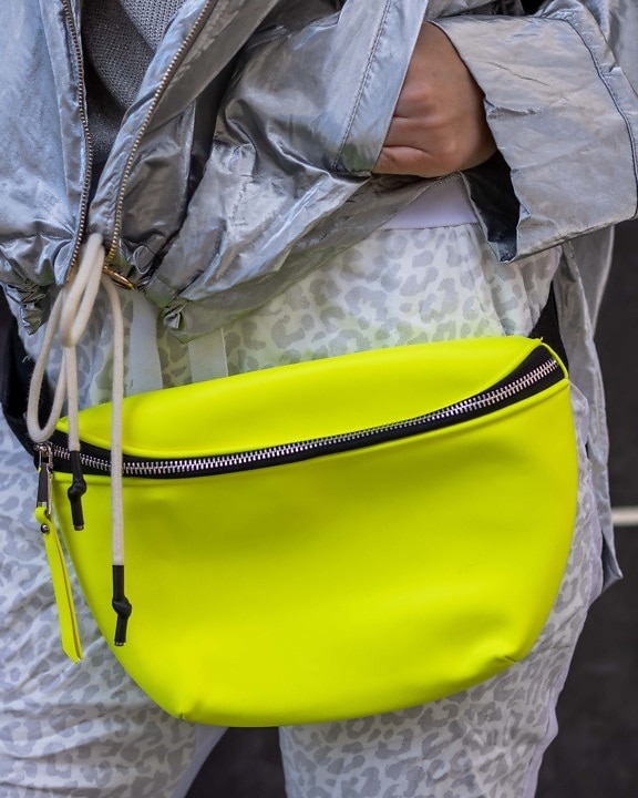 håndtaske, fancy, moderne, gul grøn, styling, outfit, jakke, grå, kvinde, plast