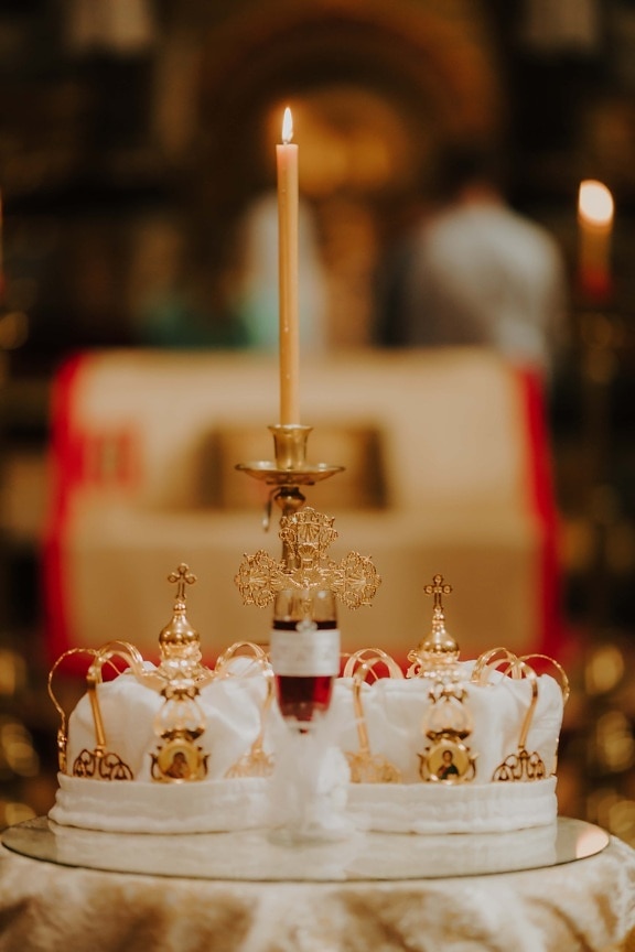 candlelight, yellow, candle, crown, coronation, fancy, church, religion, spirituality, interior design