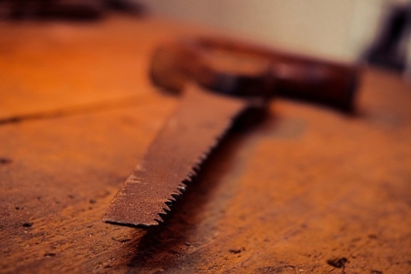 rust, sawdust, saw, blade, cast iron, craft, handmade, hand tool, sharp, detail