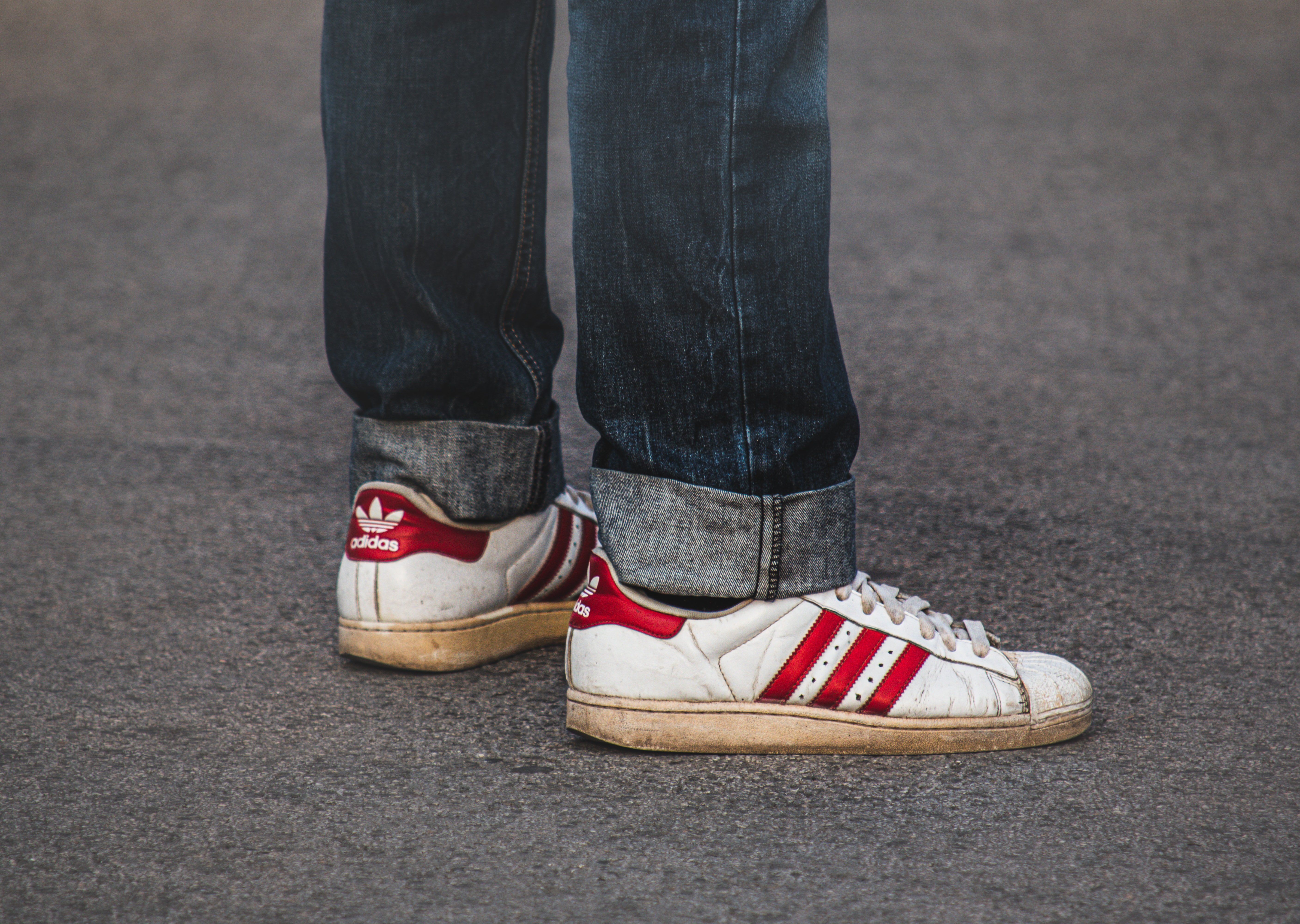 Free picture: Adidas, white, sneakers, pants, jeans, dark blue,