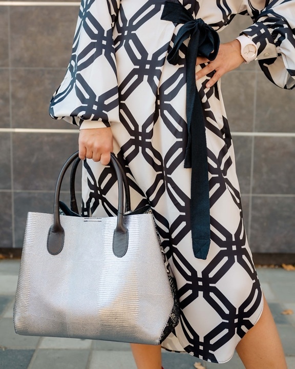Черно и бяло, рокля, форма, геометрични, купувач, чанта, сив, пазаруване, жена, мода