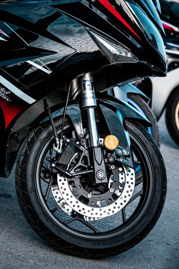 rim, motorcycle, tire, modern, disk, brake, wheel, bike, chrome, motorbike