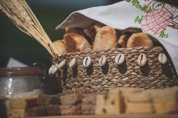 wheat, wholemeal bread, pastry, cereal, kitchen table, traditional, wicker basket, rye, bread, food