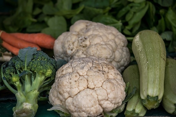 cauliflower, broccoli, marketplace, organic, products, food, market, vegetable, produce, nature