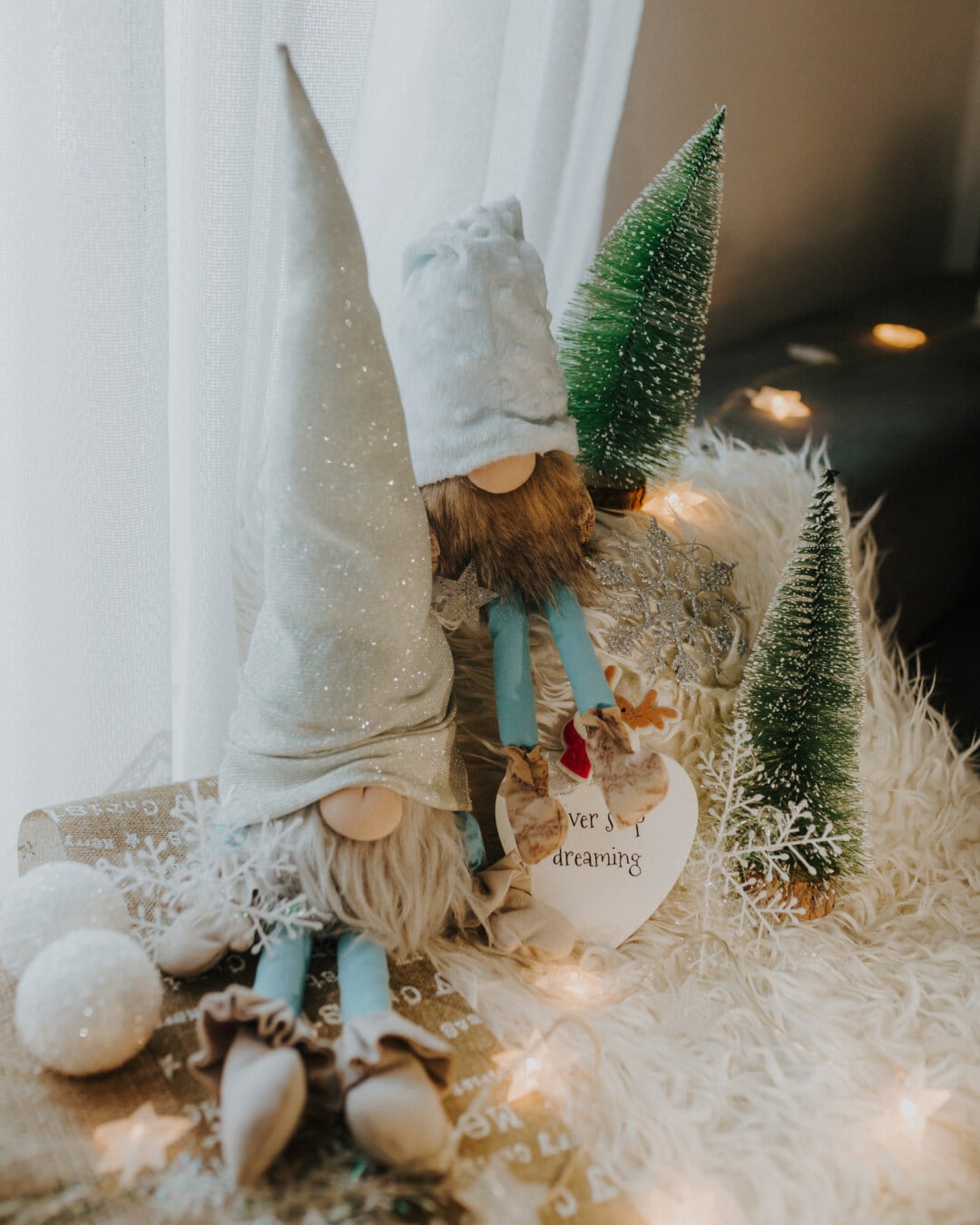 ドワーフ, おもちゃ, クリスマス, 装飾, 人形, クリスマスツリー, お祝い, 伝統的です, インテリア デザイン, 屋内で