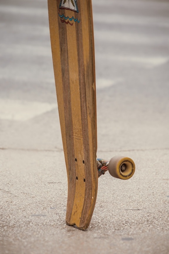 skateboard, skateboarding, wooden, vintage, classic, old style, wood, carpentry, recreation, leisure