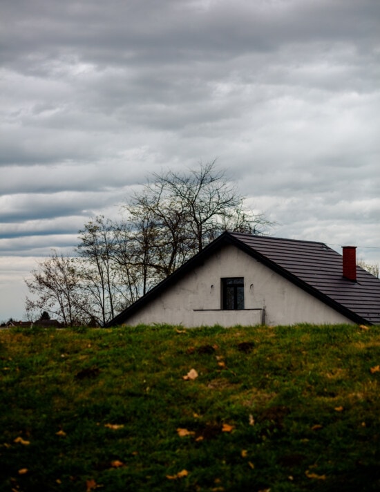 rooftop, house, roof, bungalow, chimney, structure, barn, home, architecture, farm