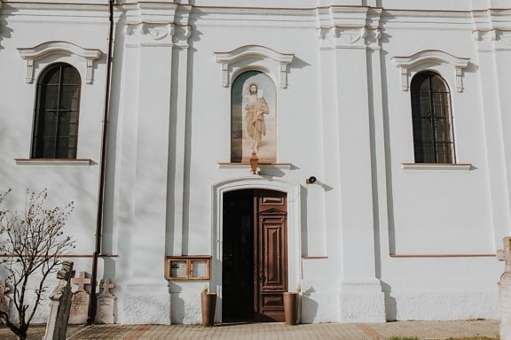 ulaz, ulazna vrata, crkva, pravoslavlje, svetac, bijela, zid, slika, arhitektura, prozor