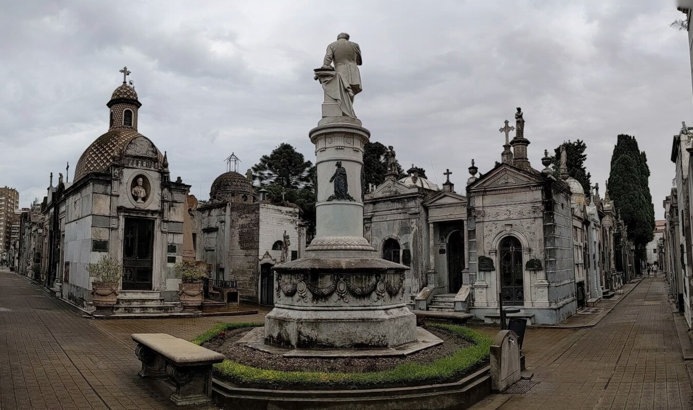 grave, cemetery, gravestone, corner, street, tombstone, architecture, structure, old, religion