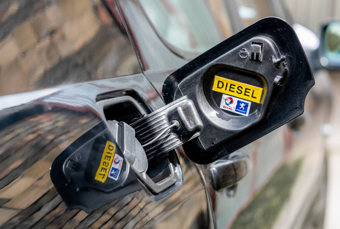 euro diesel, diesel, reservoir, car, oil, consumption, gasoline, vehicle, petroleum, nozzle