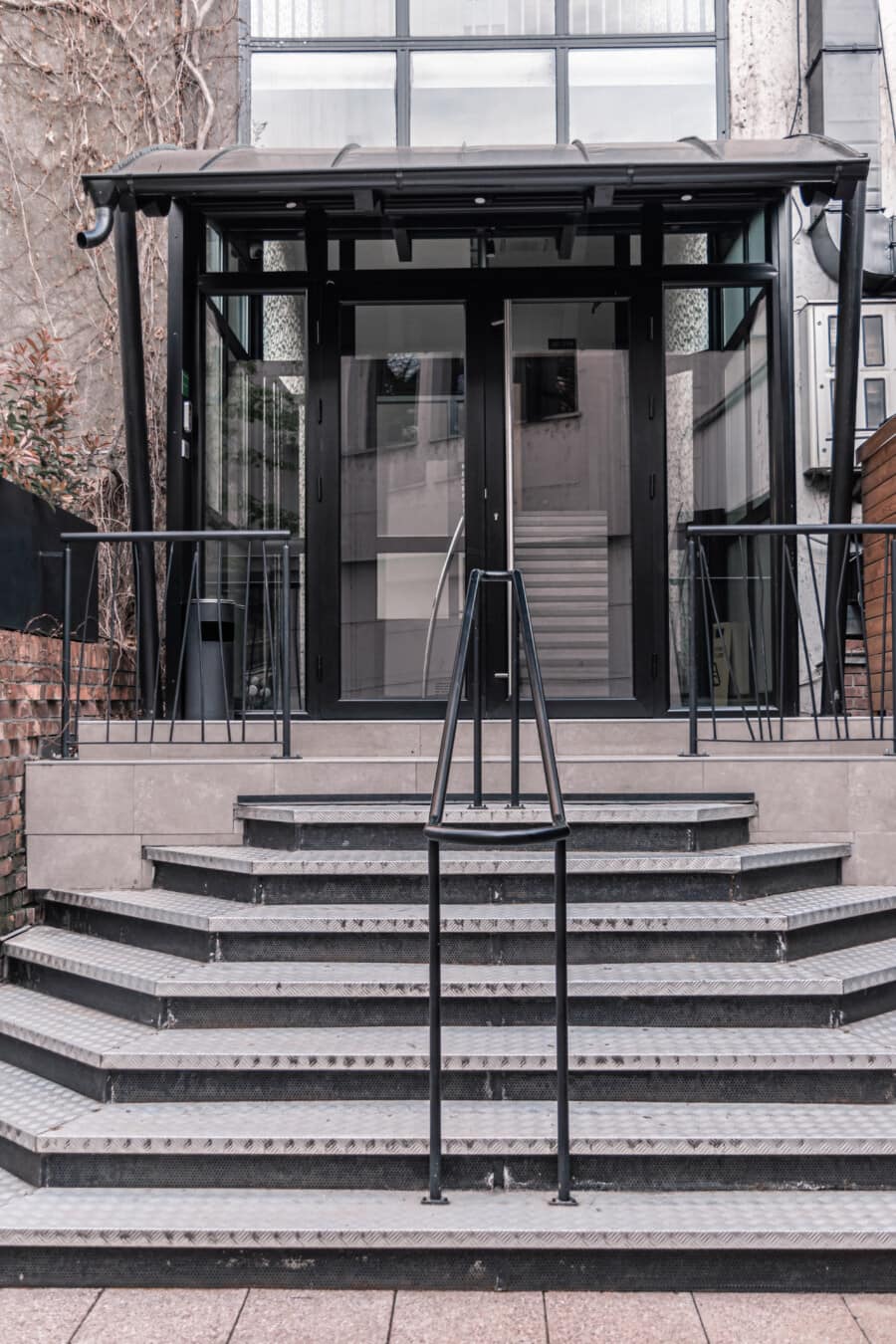 staircase, aluminum, stairs, modern, builder, entrance, building, architecture, step, city