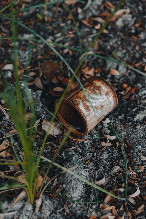 metal, rust, garbage, pollution, soil, ground, old, decomposition, decay, nature