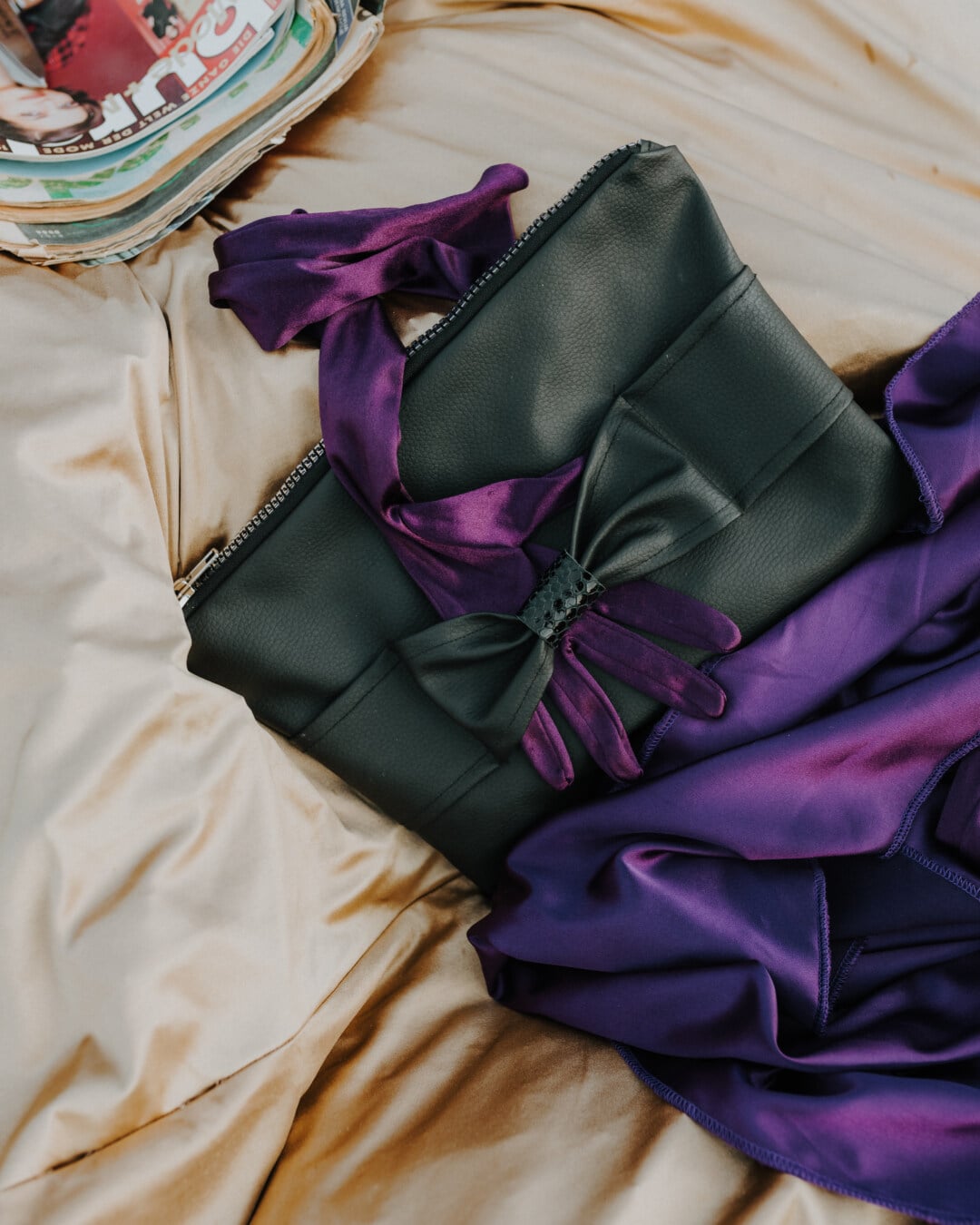 cuero, bolso, negro, púrpura, guantes, moda, moderno, seda, lujoso, tela