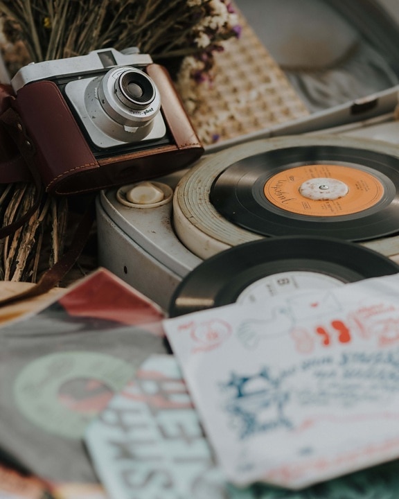 moda antiga, câmera, gramofone, disco de vinil, música, velho, retrô, vintage, antiguidade, ainda vida