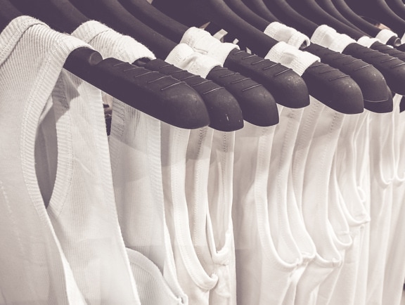 branco, camisa, algodão, loja, de suspensão, venda, produtos, mercado