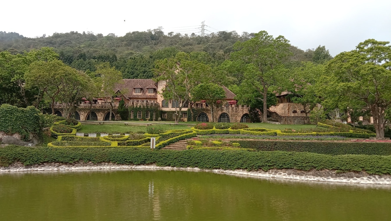 Giardino di lusso della villa residenziale XinShe Taiwan