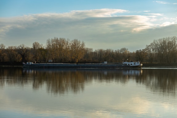barcaza, nave, Danubio, río, carga, envío, agua, paisaje
