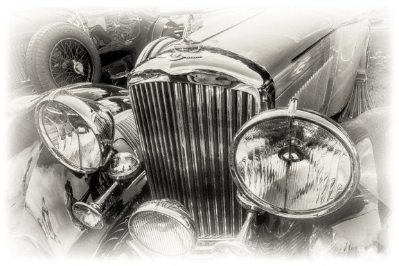 Bentley headlights close-up old style sedan old-timer nostalgia